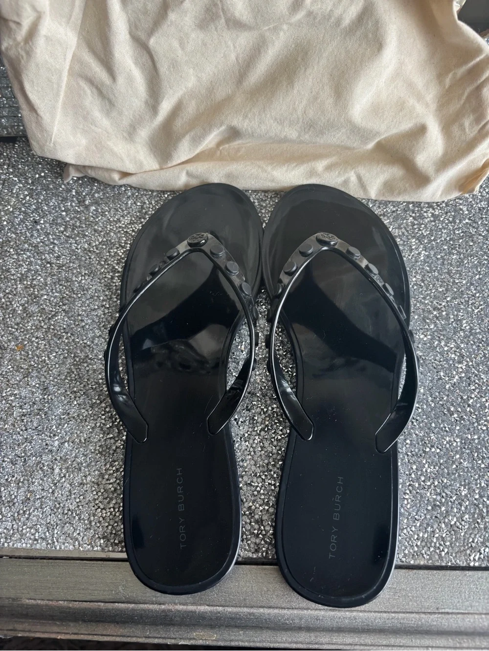 ⭐️Tory Burch Black Patent Flip-Flop Sandals Size 8